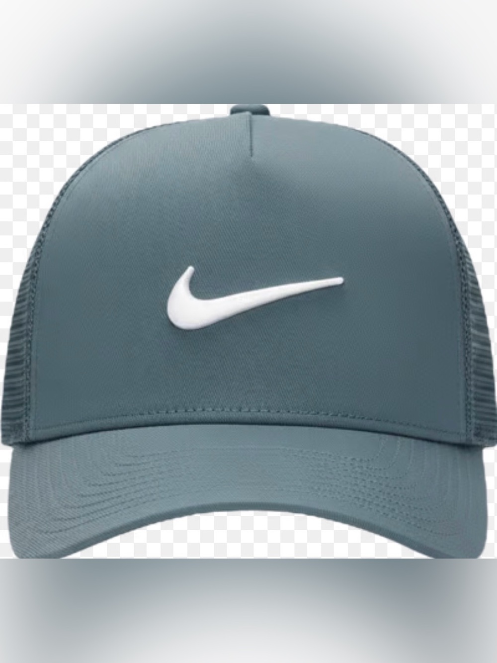 Nike Teal Mesh Back Trucker Cap with White Nike sign nwt never worn
